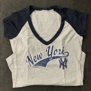 v neck baseball, NY Yankees tee